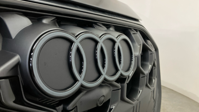 Audi Q5 2.0 TFSI Quattro Black Edition 5dr S Tronic Petrol Estate - Image 41